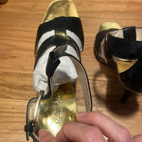 MICHAEL KORS Womens Black Leather scrappy Heels, size 8, like NEW - Picture 11 of 13